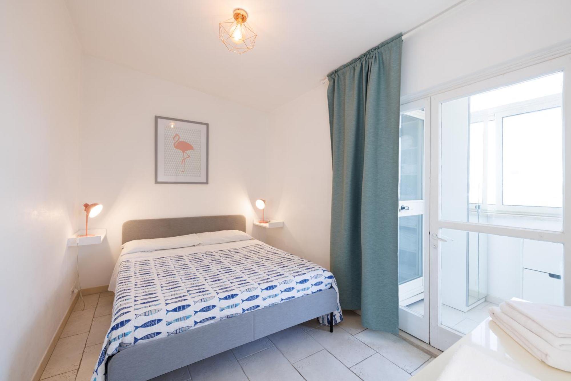 Attico Lux Apartment ลิโด ดิ ออสเตีย ภายนอก รูปภาพ